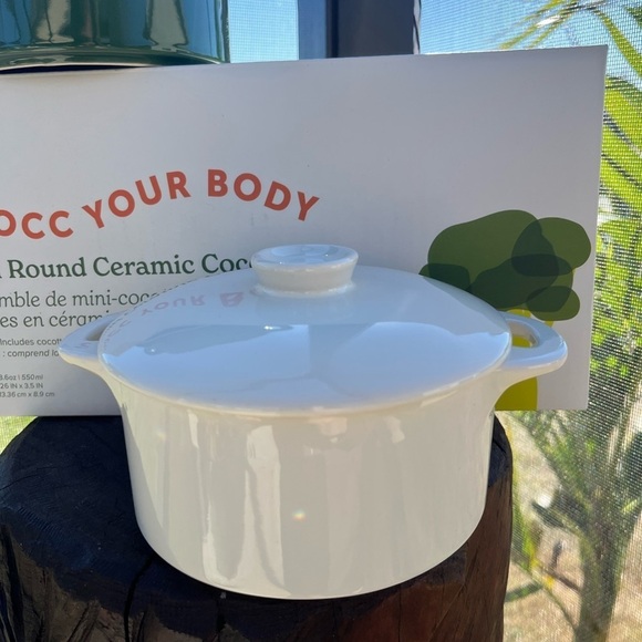 Mini Round Ceramic Cocotte Set - Picture 3 of 12